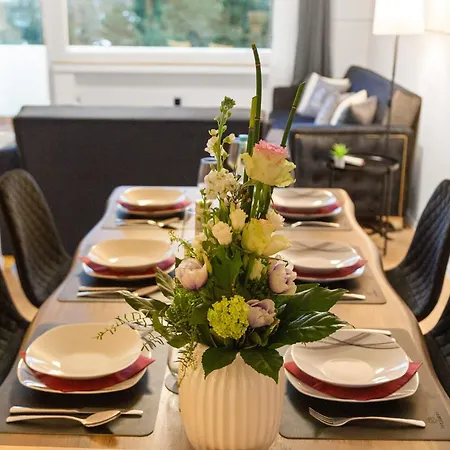 Vinful: Premium-apartment Mit Balkon Und Parkplatz Apartamento Mülheim an der Ruhr
