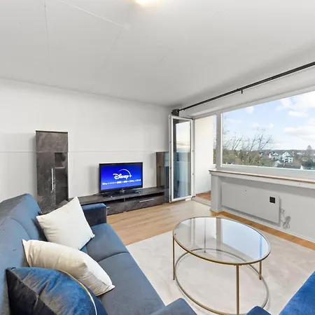 Vinful: Premium-apartment Mit Balkon Und Parkplatz Apartamento *