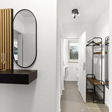Vinful: Premium-apartment Mit Balkon Und Parkplatz Apartamento Mülheim an der Ruhr
