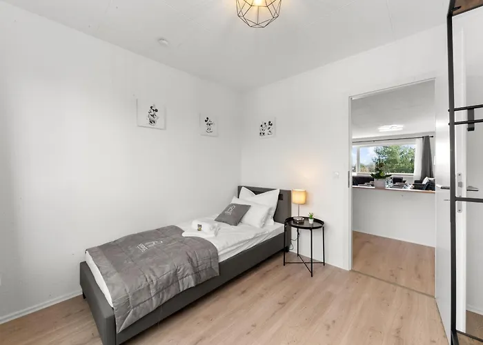 Vinful: Premium-apartment Mit Balkon Und Parkplatz Apartment *