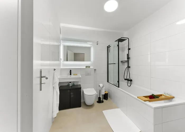 Vinful: Premium-apartment Mit Balkon Und Parkplatz